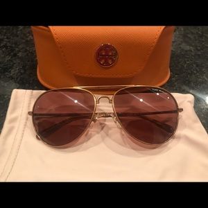 Tory Burch Aviator Sunglasses